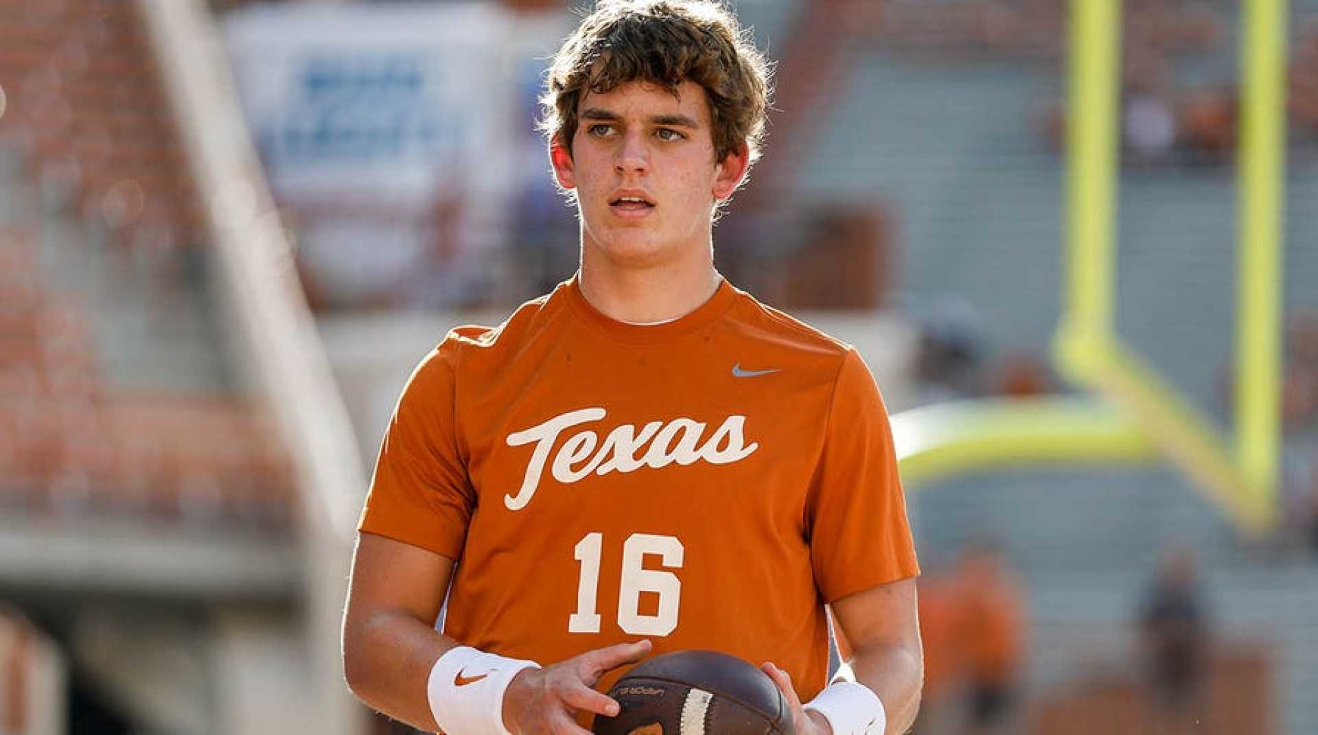 Arch Manning Texas Quarterback