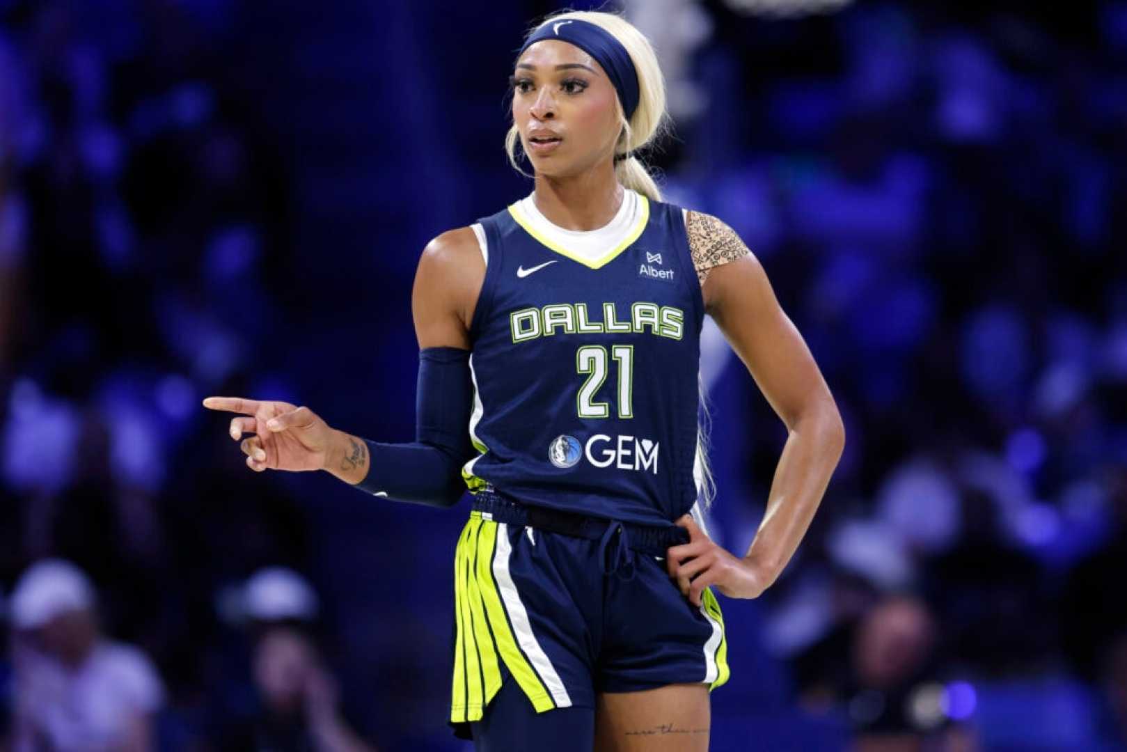 Dijonai Carrington Wnba Trade