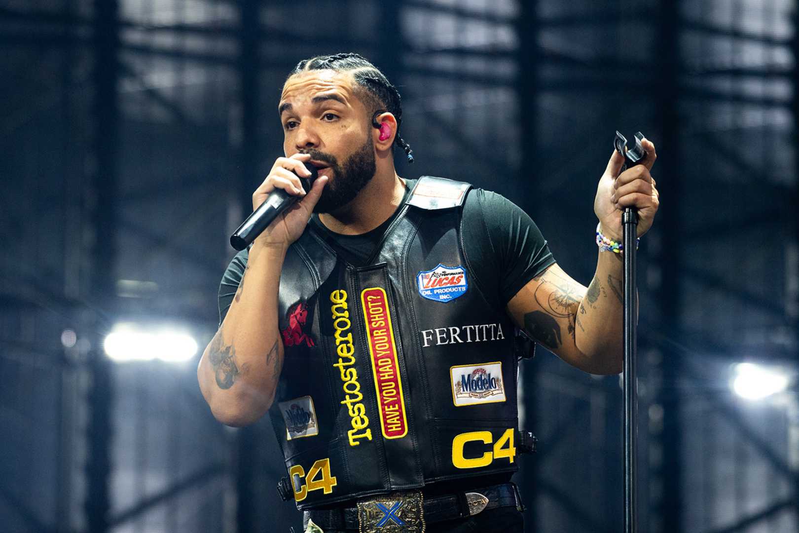 Drake Recording Album Outside Party