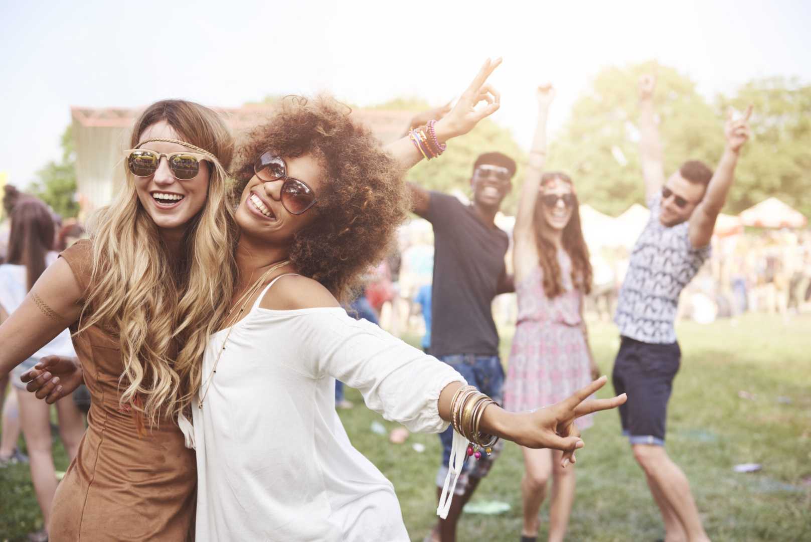 Financial Pressure Gen Z Millennials Friendships