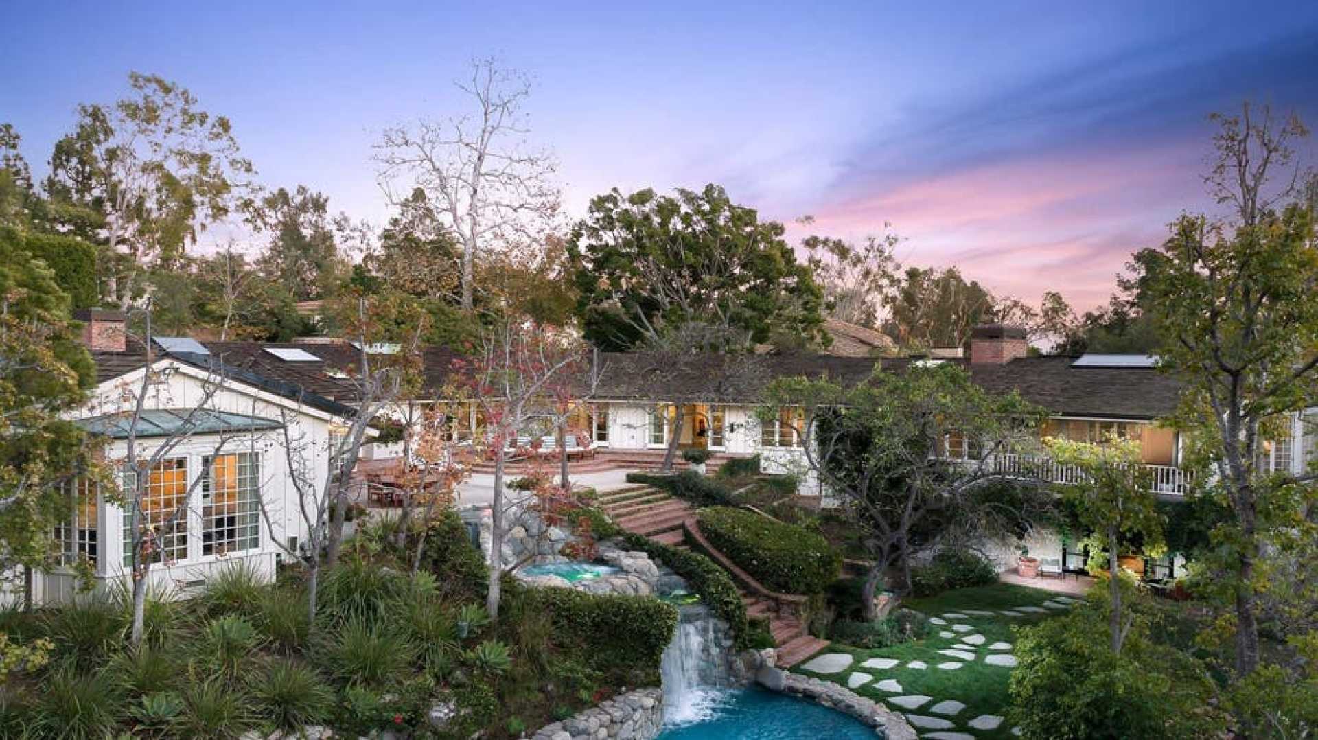 Jim Carrey Mansion Sale Los Angeles