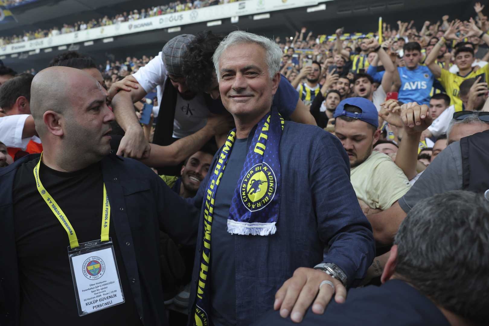 Jose Mourinho Fenerbahce Soccer Coach