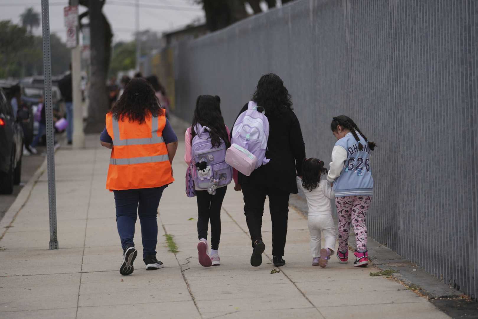 Los Angeles Immigration Activity School