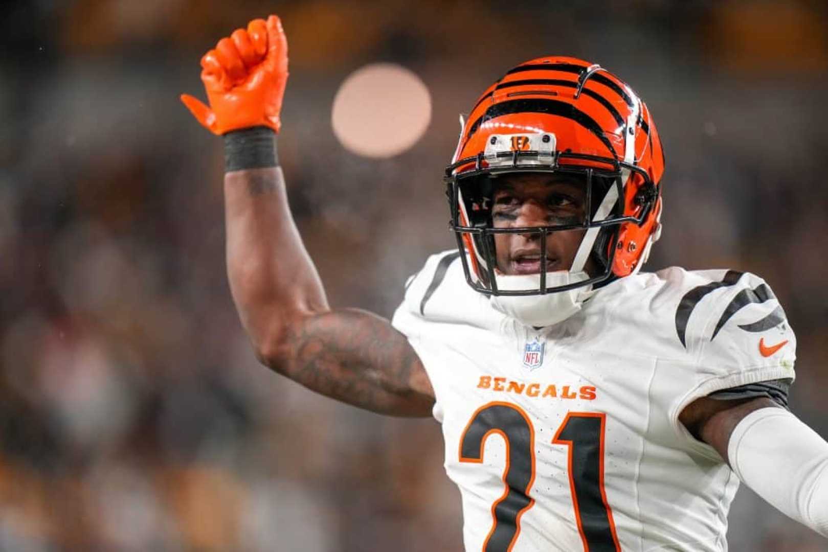 Mike Hilton Miami Dolphins Cornerback Release