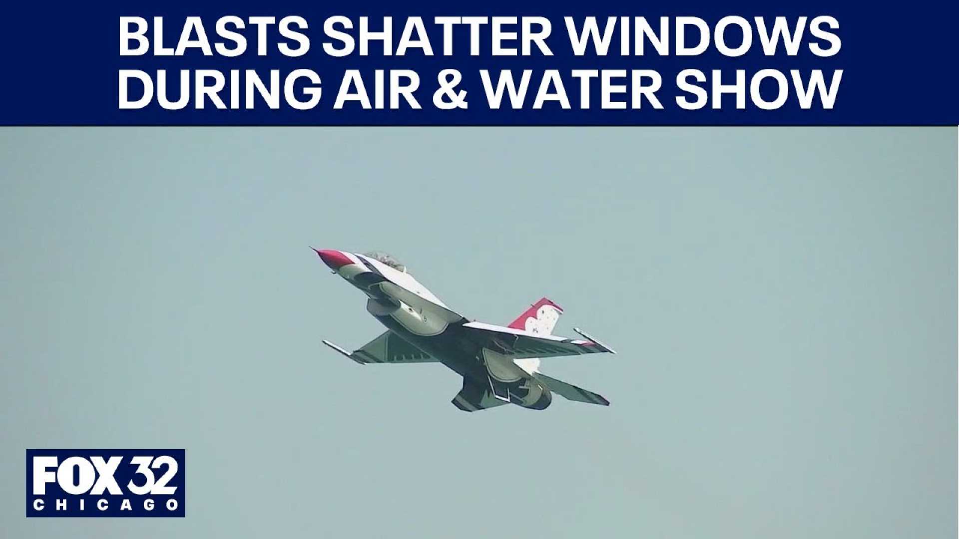 Thunderbirds Jets Sonic Booms Chicago Air Water Show