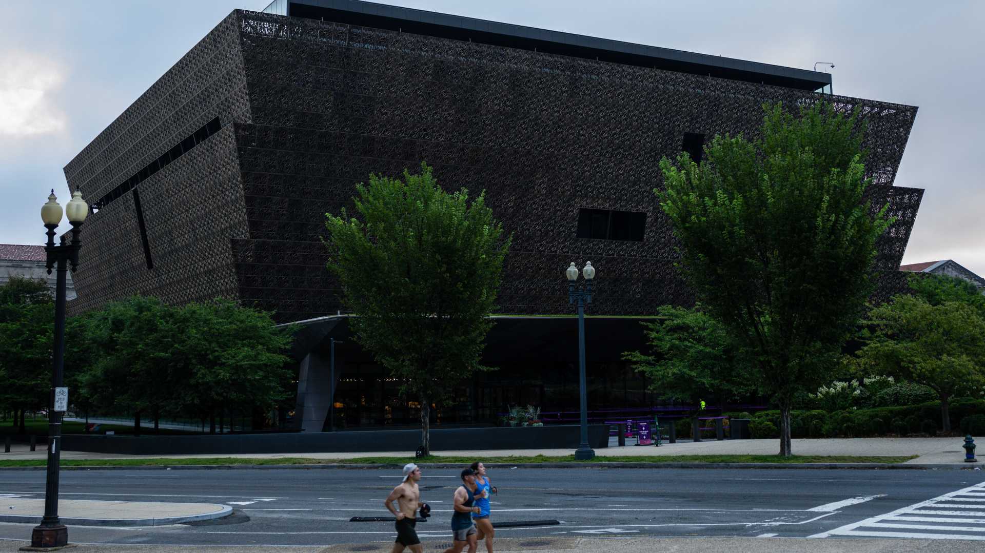 Trump Smithsonian Review Woke Culture