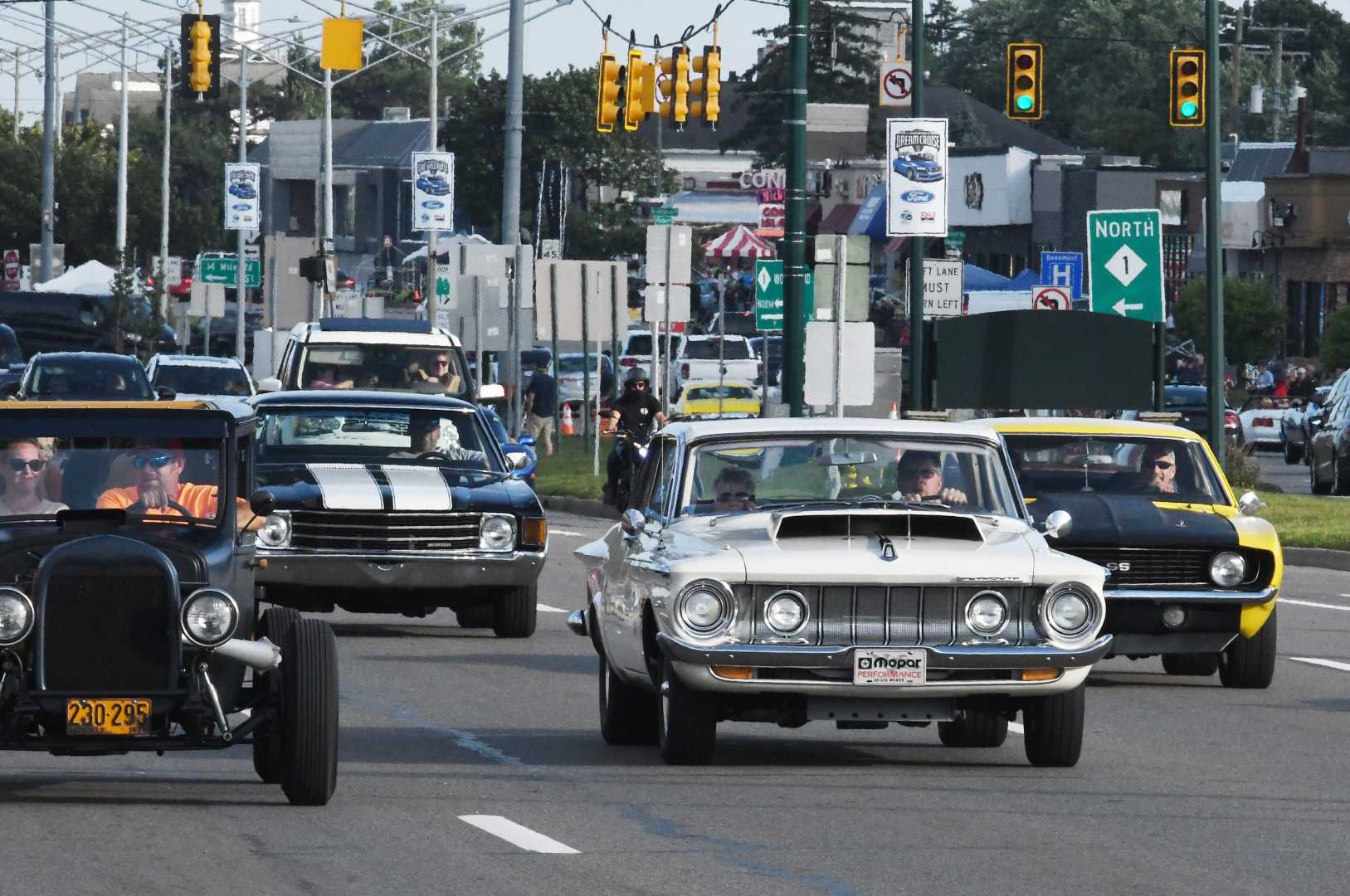 Woodward Dream Cruise Classic Cars