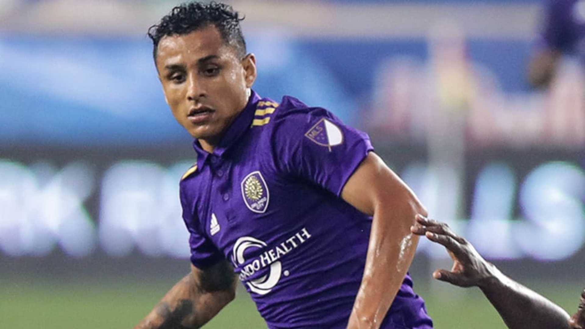 Yoshimar Yotún Celebration Family