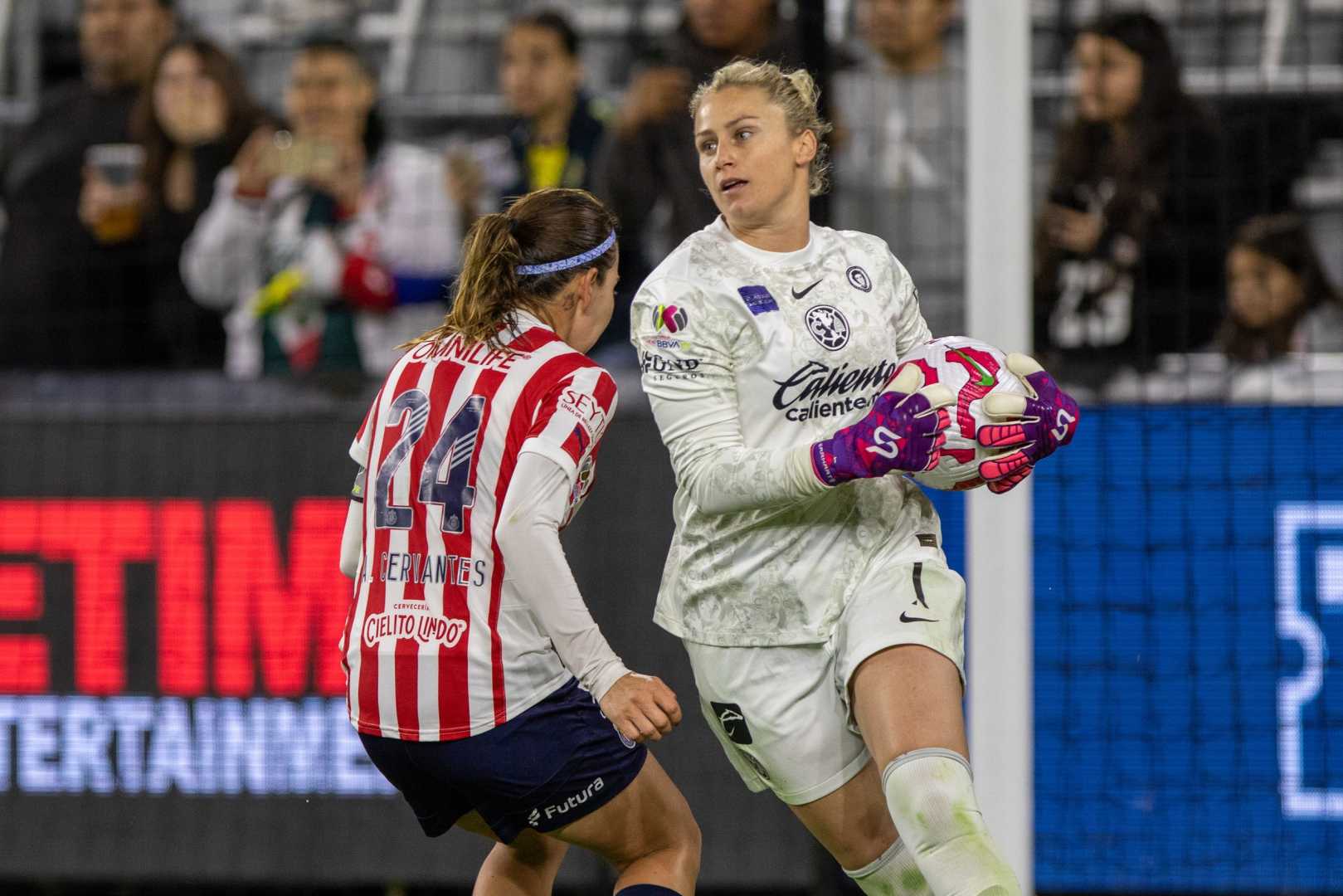 América Femenil Vs Chivas Femenil Match