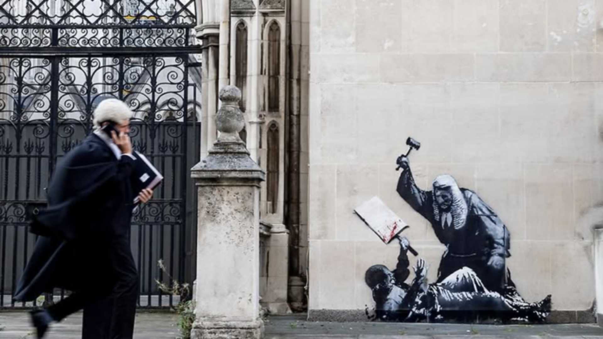 Banksy Mural Royal Courts Of Justice London