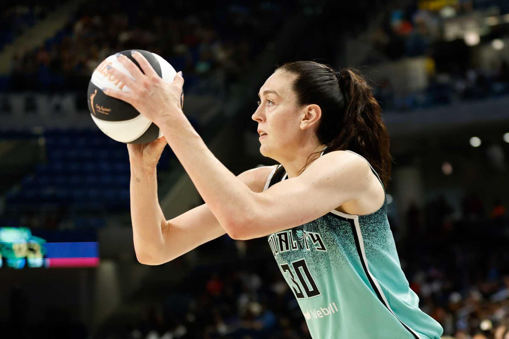 Breanna Stewart Chicago Sky Wnba