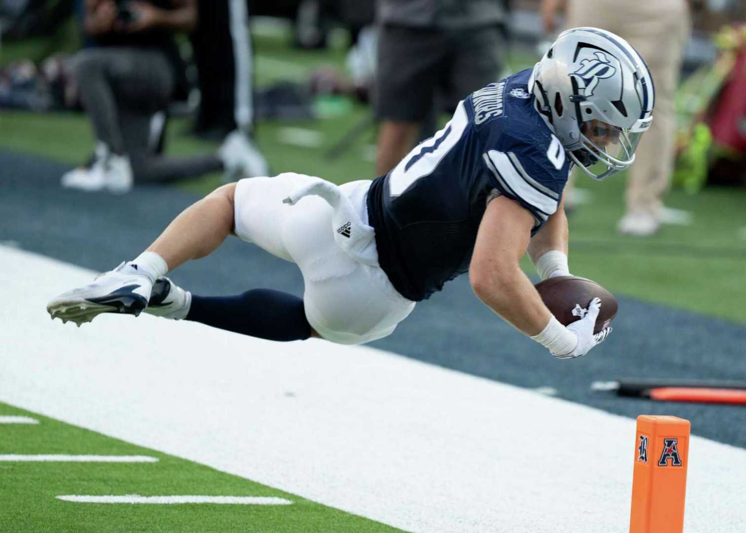 Dean Connors Houston Football