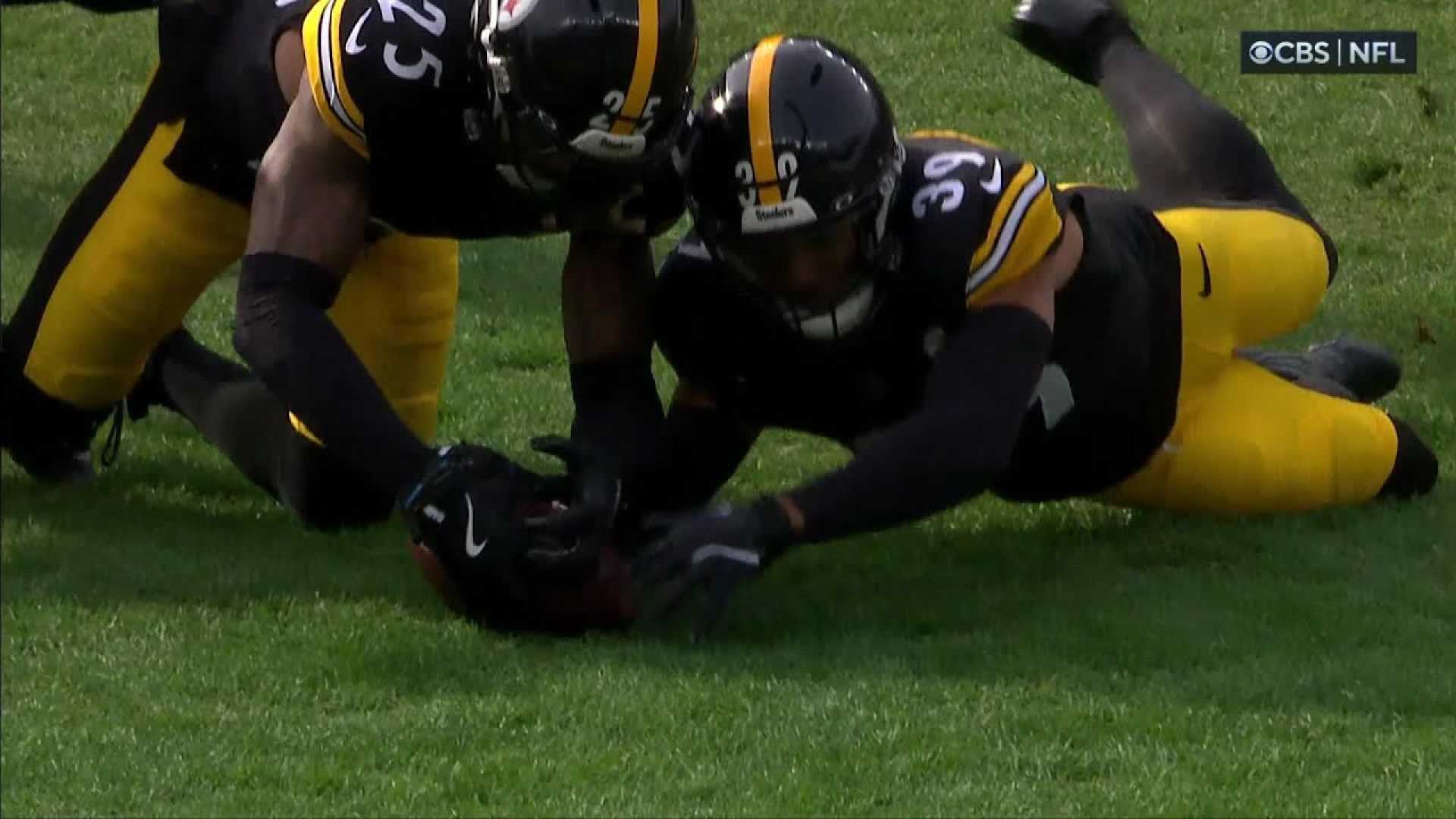 Derrick Henry Football Fumble