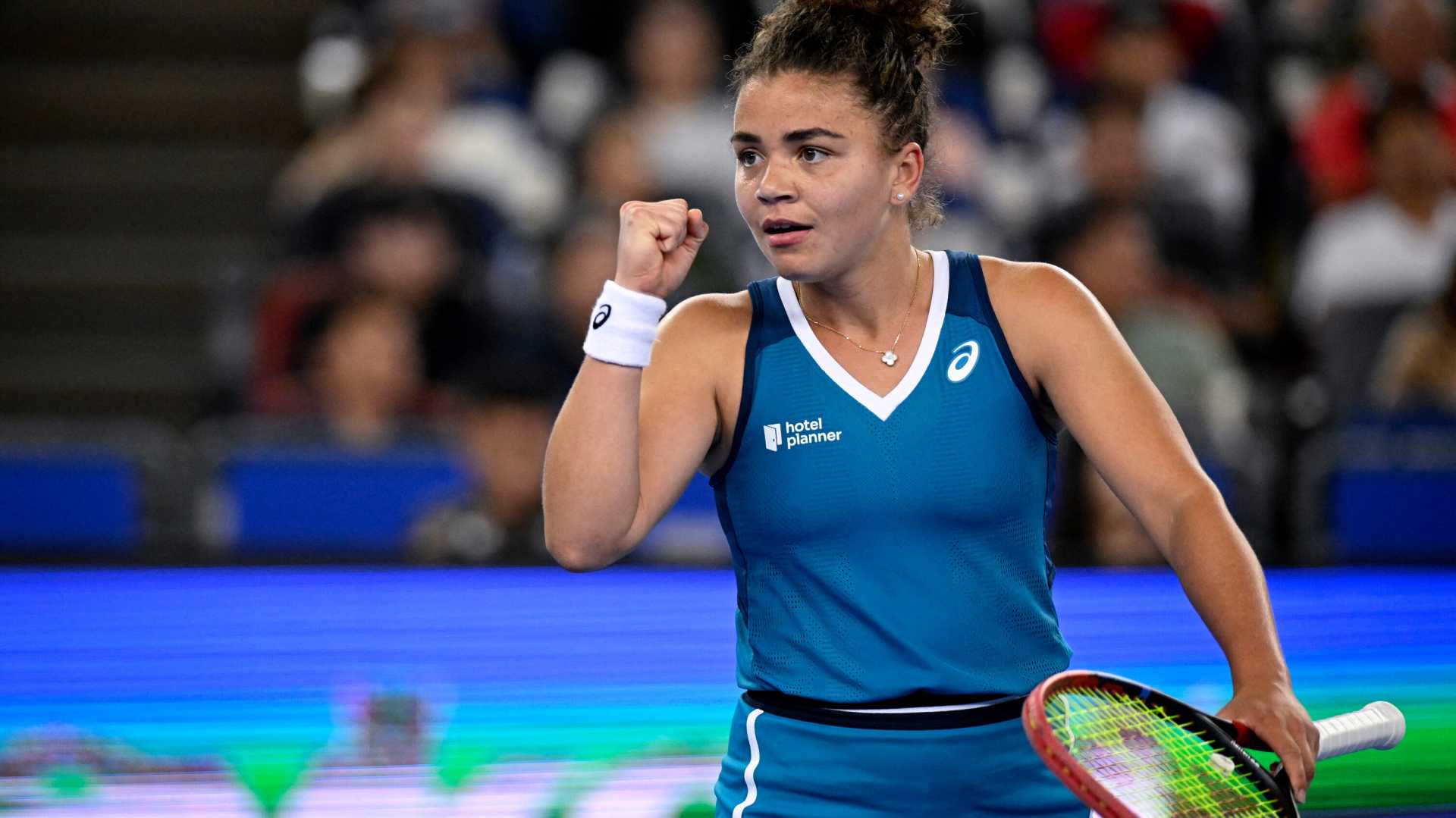 Jasmine Paolini Tennis Match