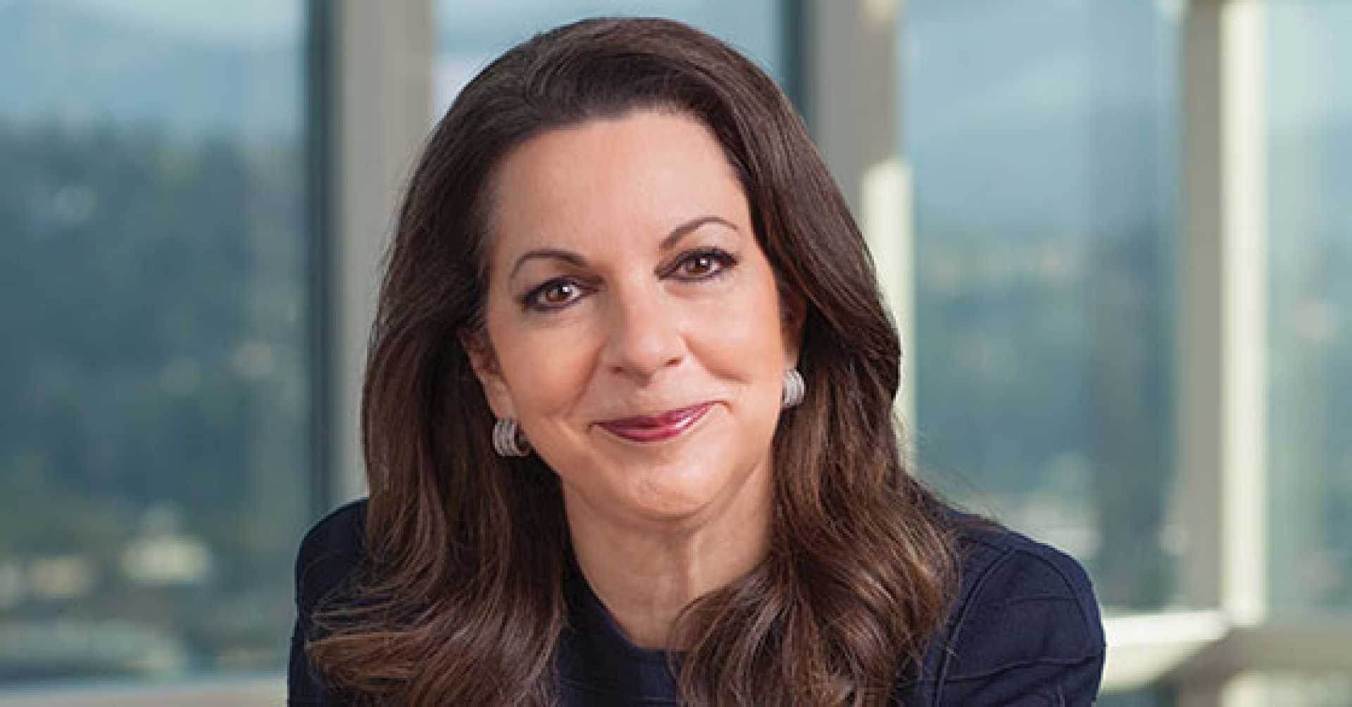 Julia Stewart Dineequity Ceo