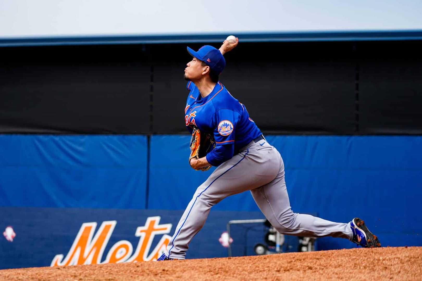 Mets Pitcher Senga Pitching Mechanics
