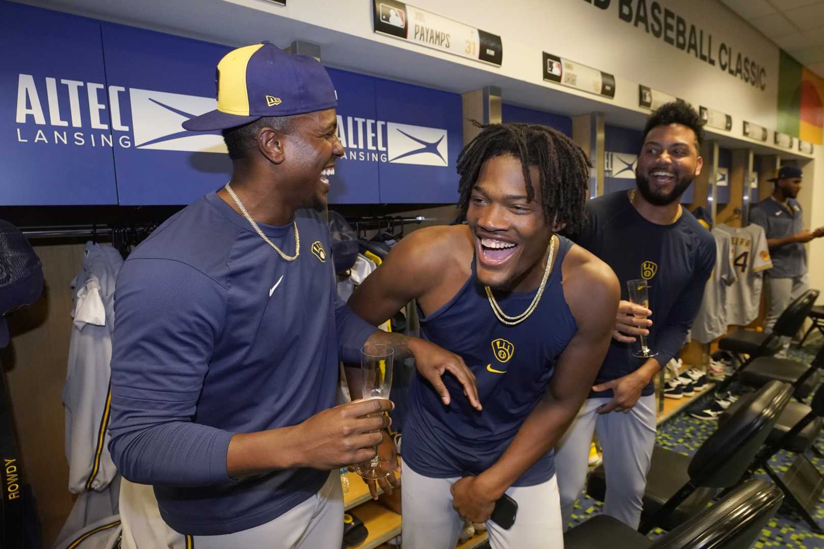 Milwaukee Brewers Clinch Playoff Spot