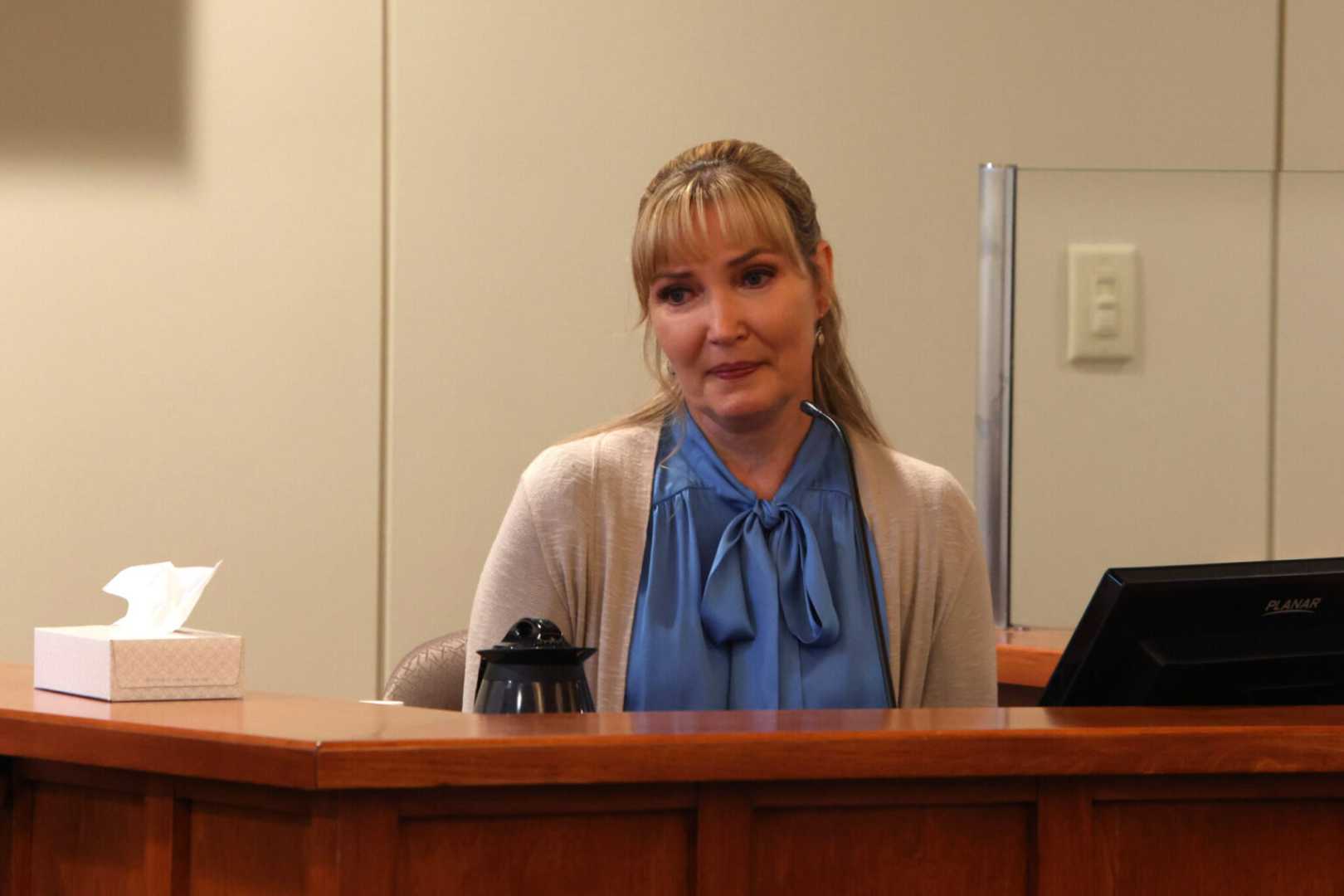 Nicole Mitchell Minnesota State Senator Burglary