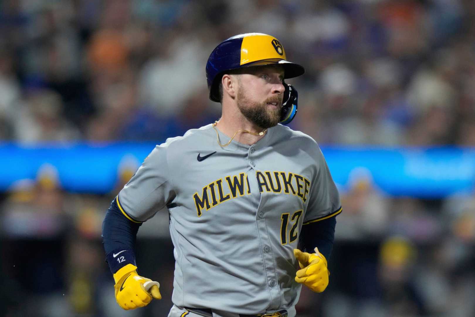 Rhys Hoskins Baseball Injury Return Texas