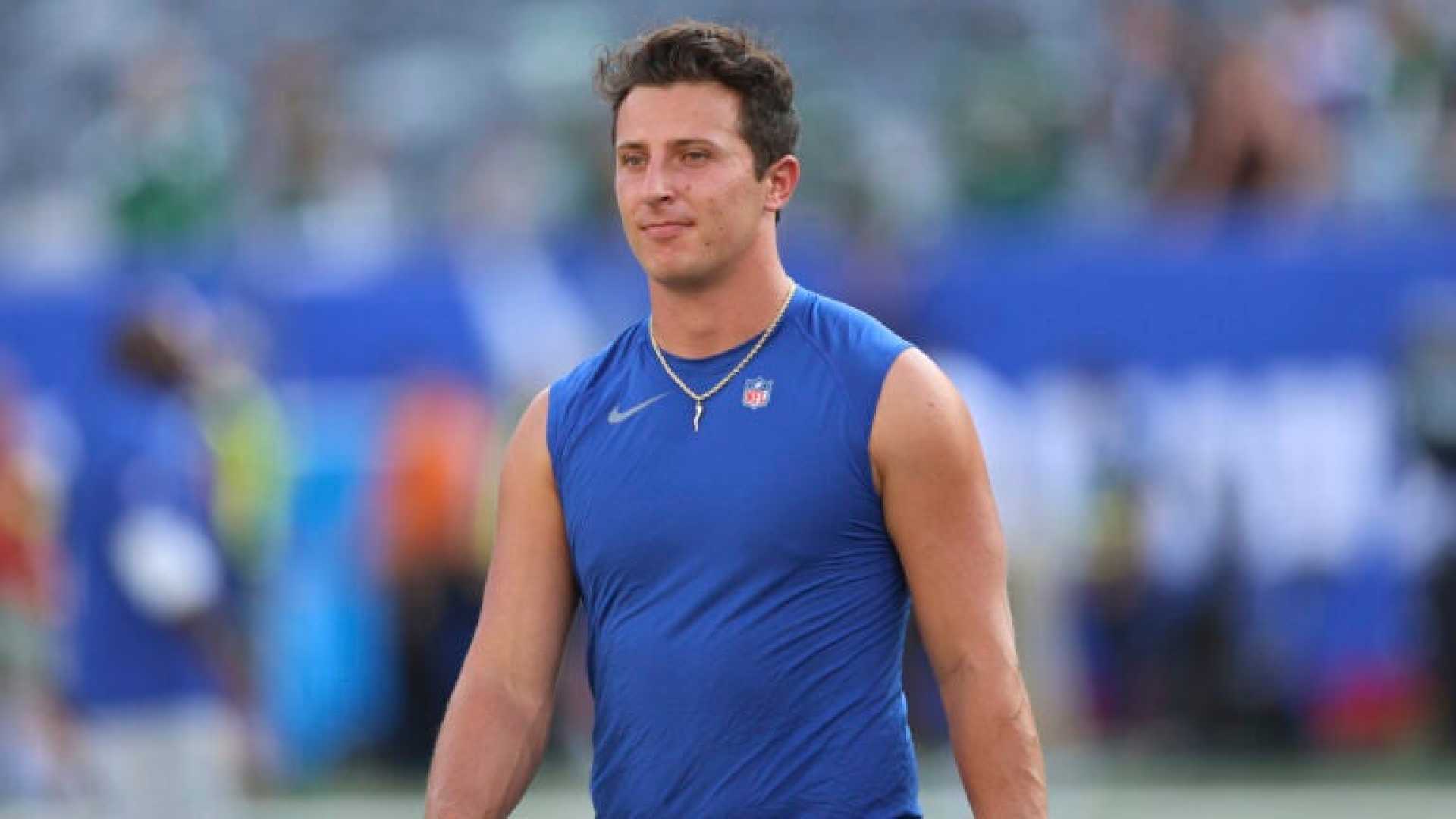 Tommy Devito Quarterback Patriots
