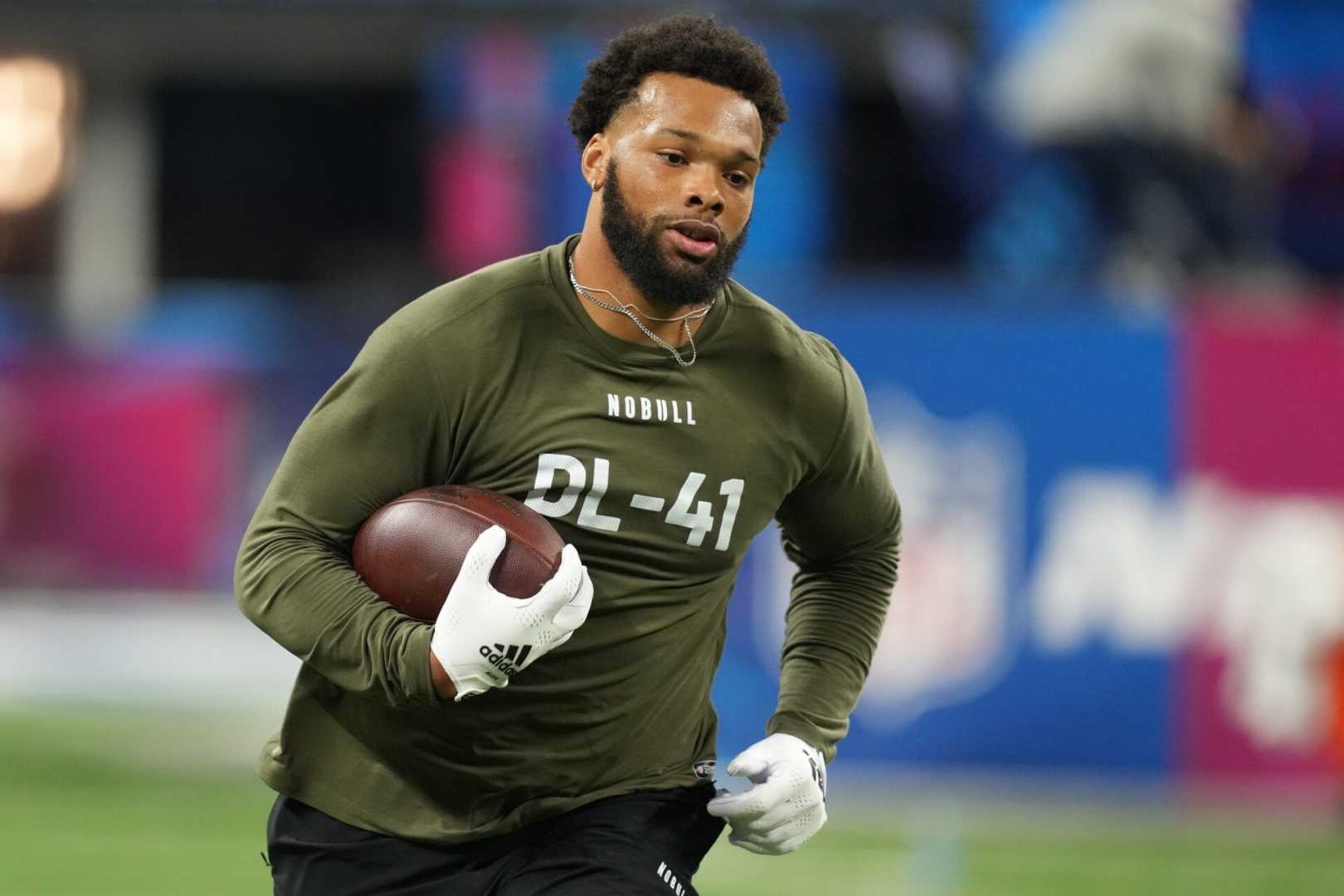 Caleb Murphy New England Patriots Linebacker
