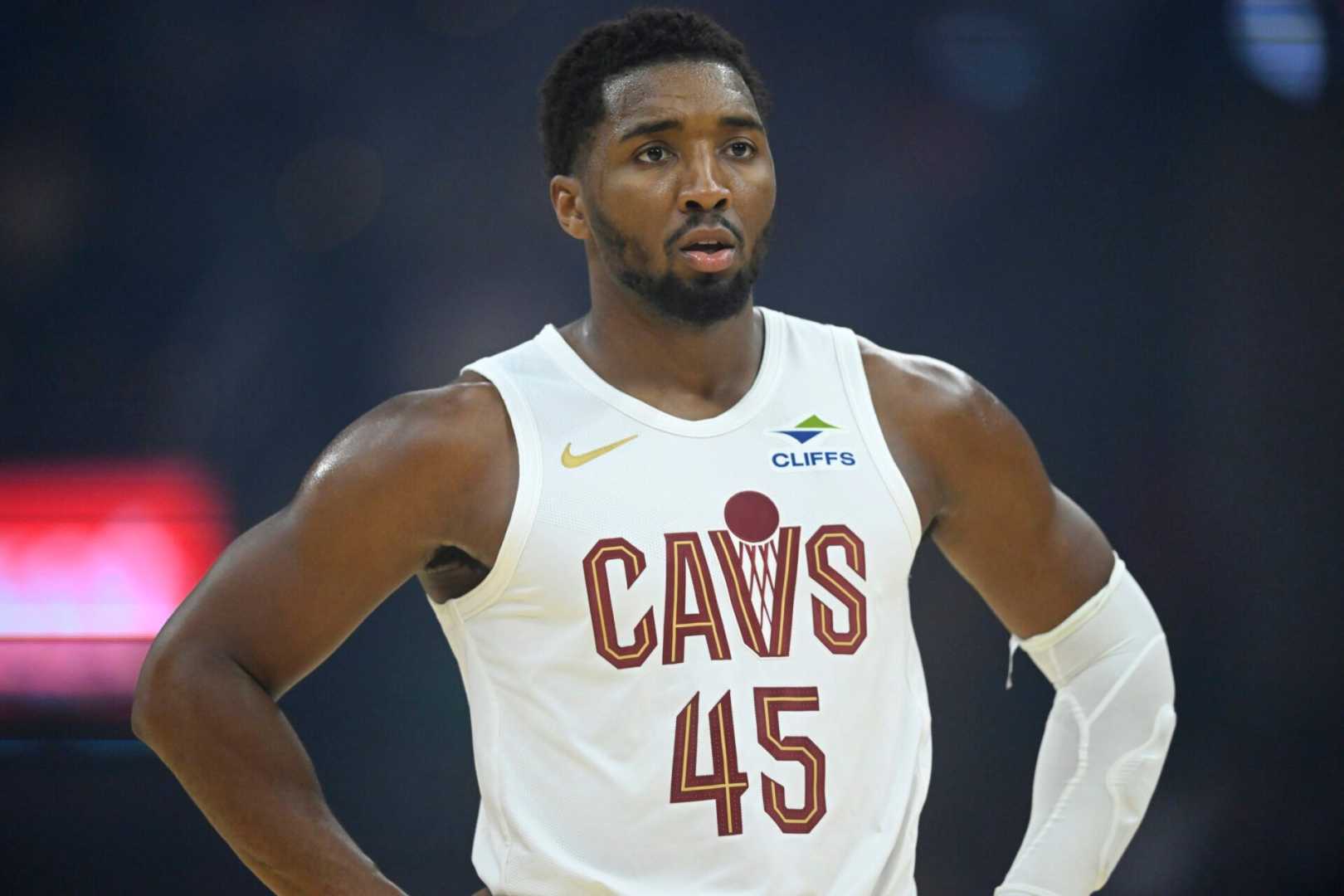 Cavs Donovan Mitchell Season Opener Analysis