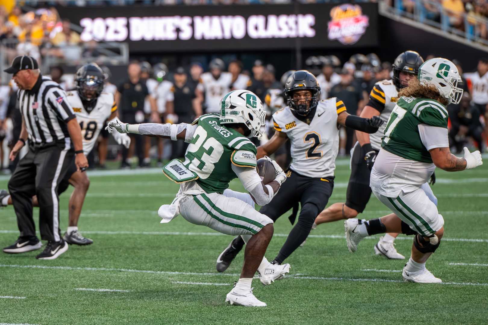 Charlotte 49ers Army Black Knights Football