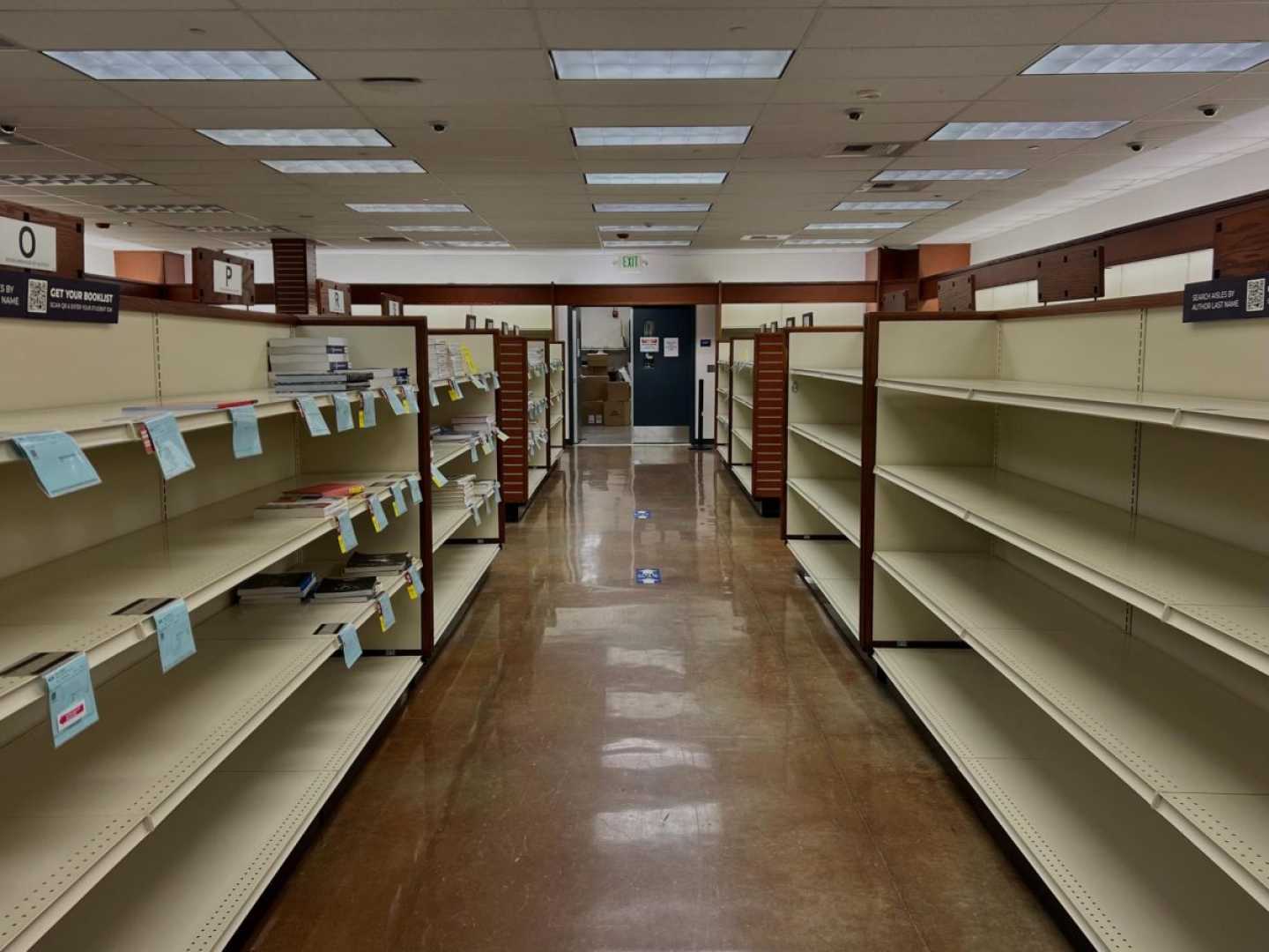 Cosumnes River College Bookstore Closure