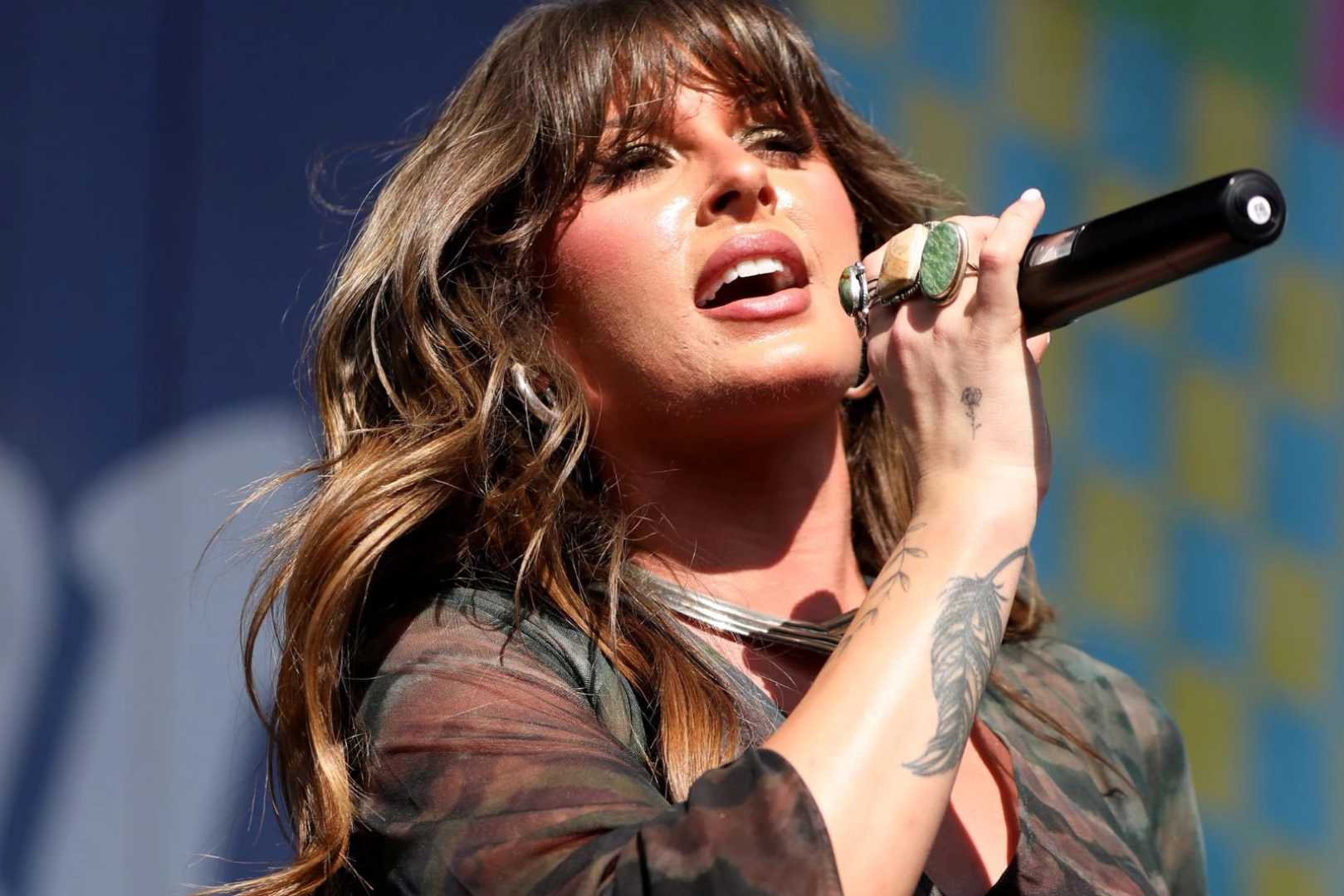 Danielle Del Valle Country Singer Choosing Texas