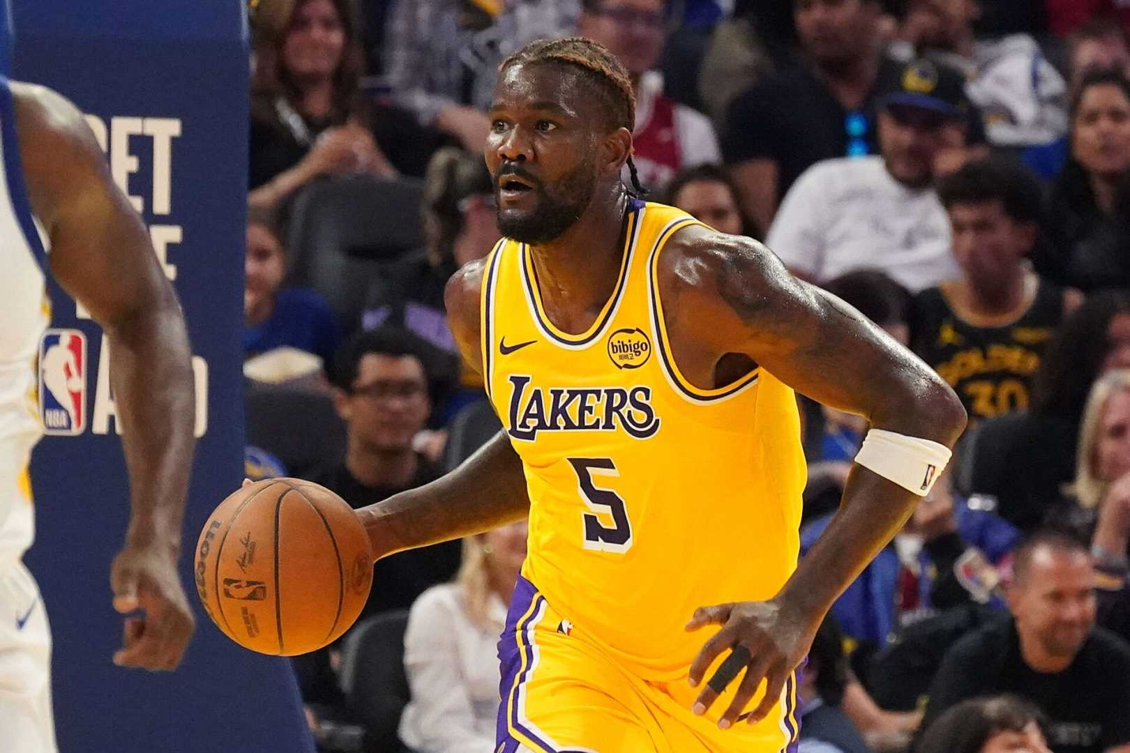 Deandre Ayton Lakers Game Performance