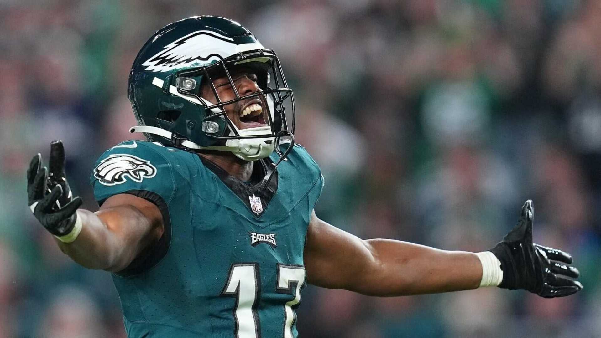 Eagles Linebacker Nakobe Dean Injury Return