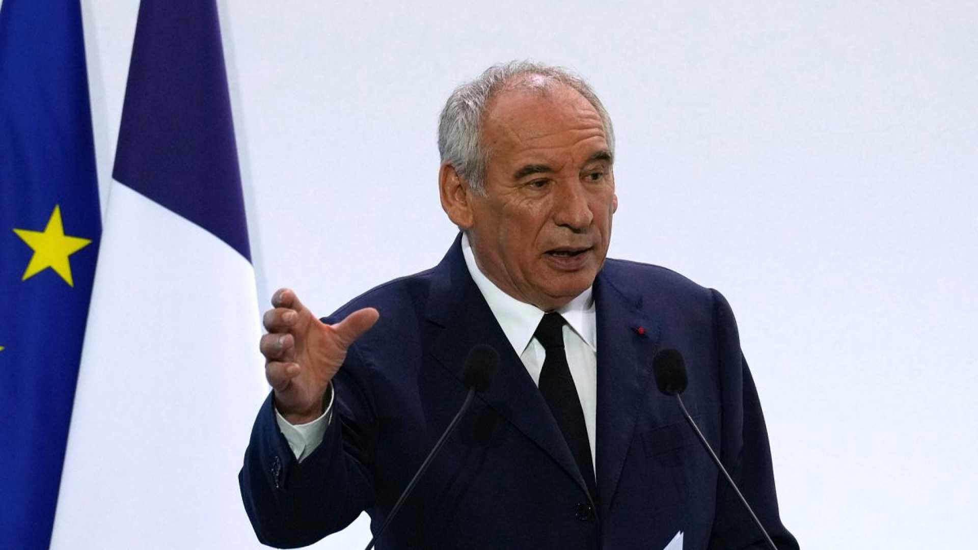 European Stocks Mixed Confidence Vote