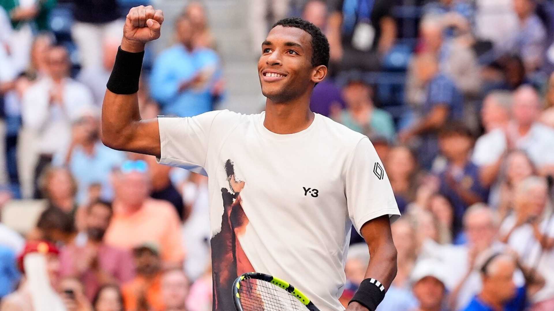 Felix Auger Aliassime Tennis Match