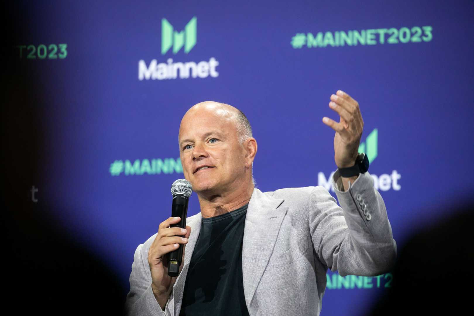 Galaxy Digital Ceo Mike Novogratz Speaking At A Conference