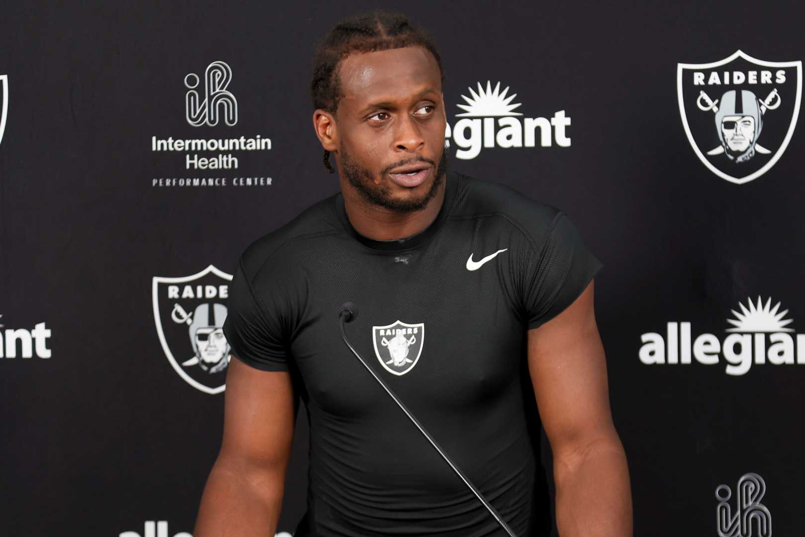 Geno Smith Las Vegas Raiders Quarterback