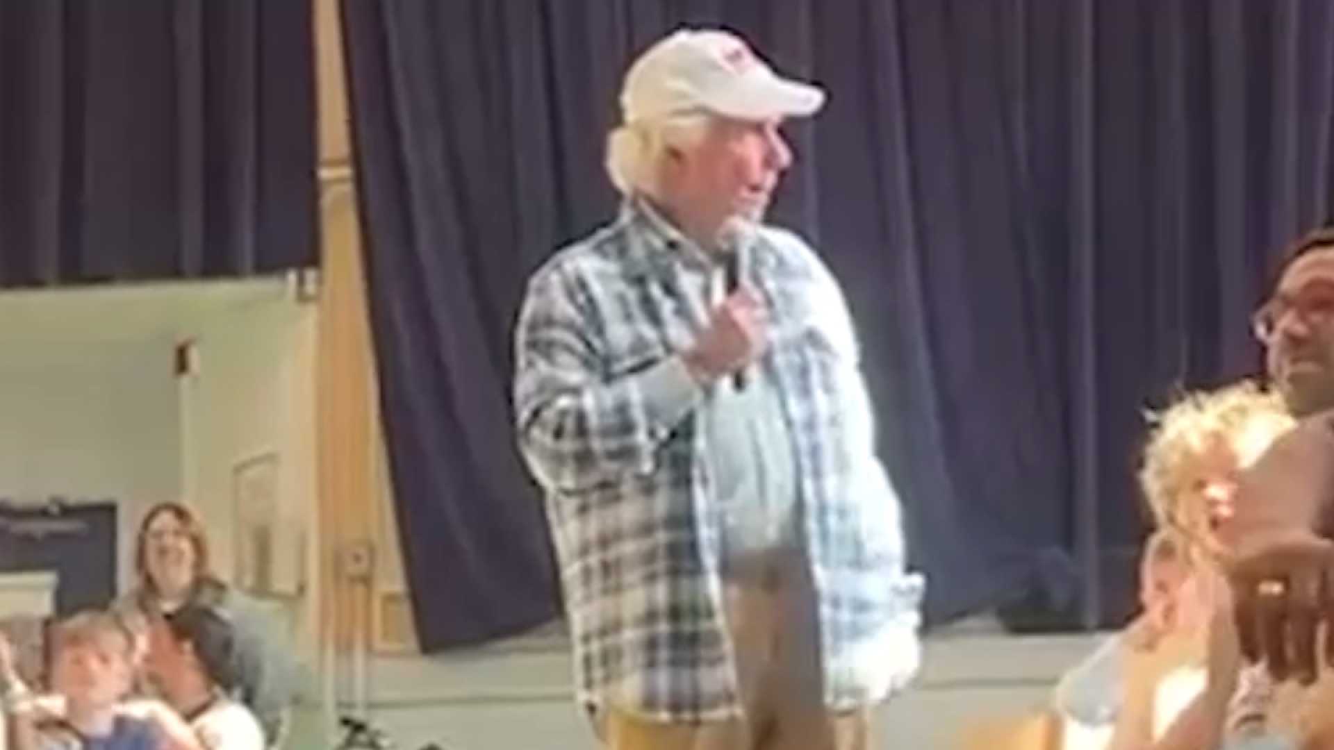 Henry Winkler Speaking To Children At Ps 87