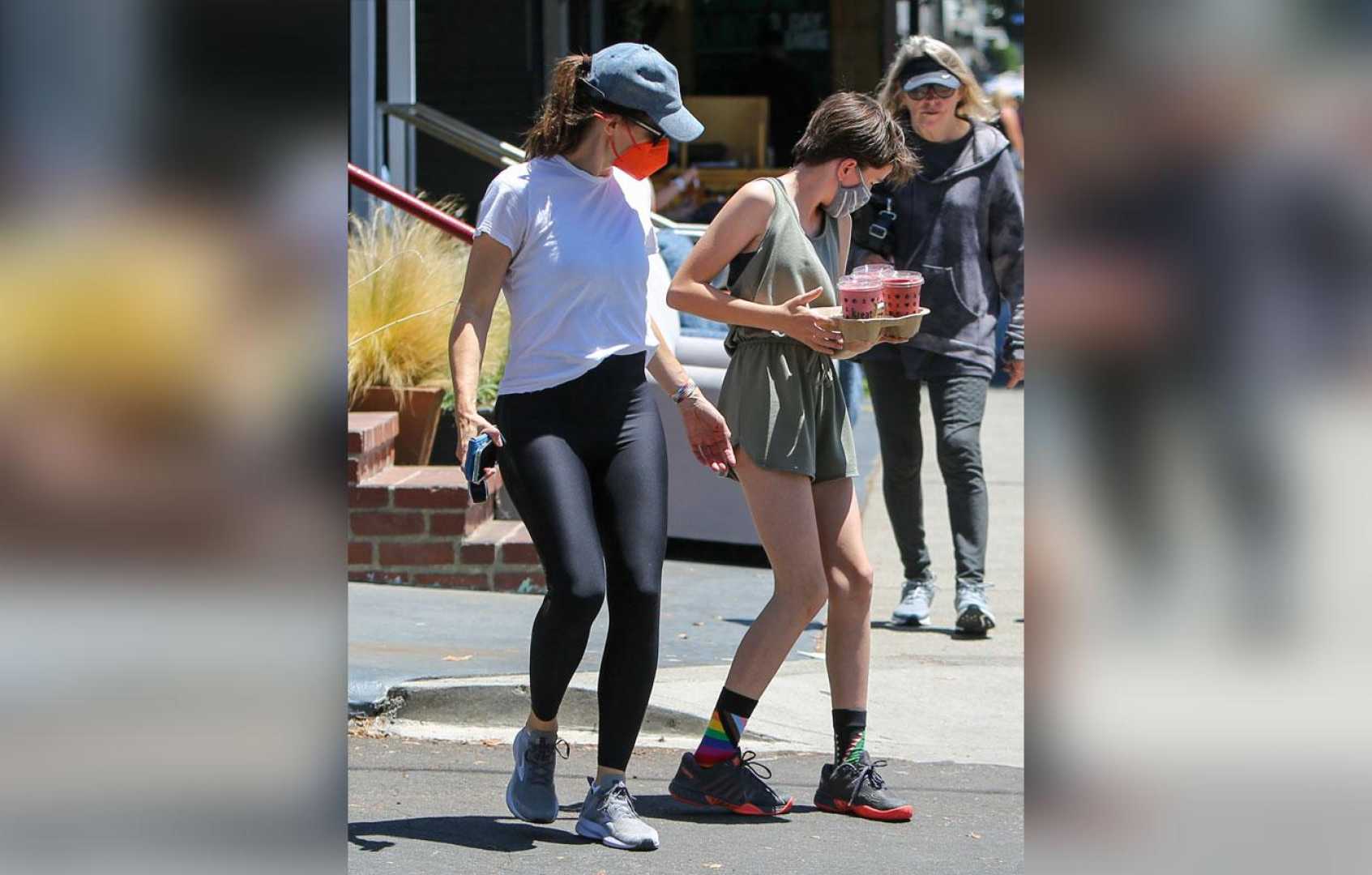 Jennifer Garner And Seraphina In Los Angeles