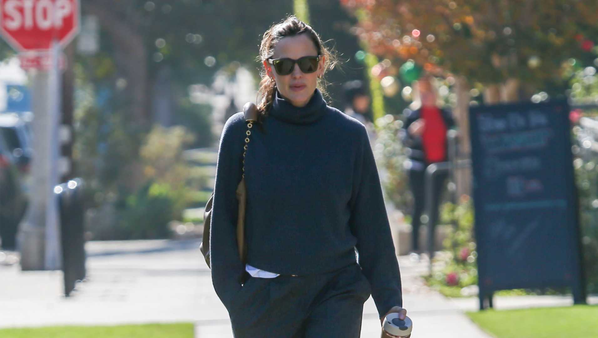 Jennifer Garner Polo Sweater Fashion