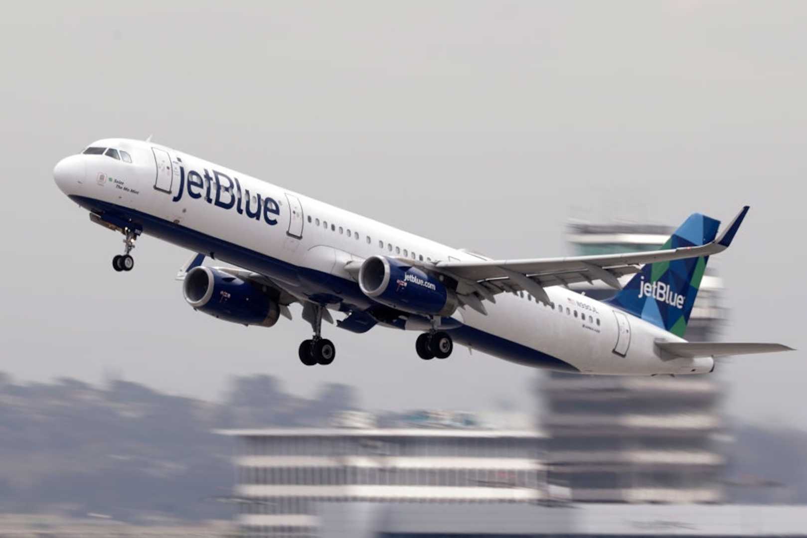 Jetblue Flight Emergency Landing Tampa
