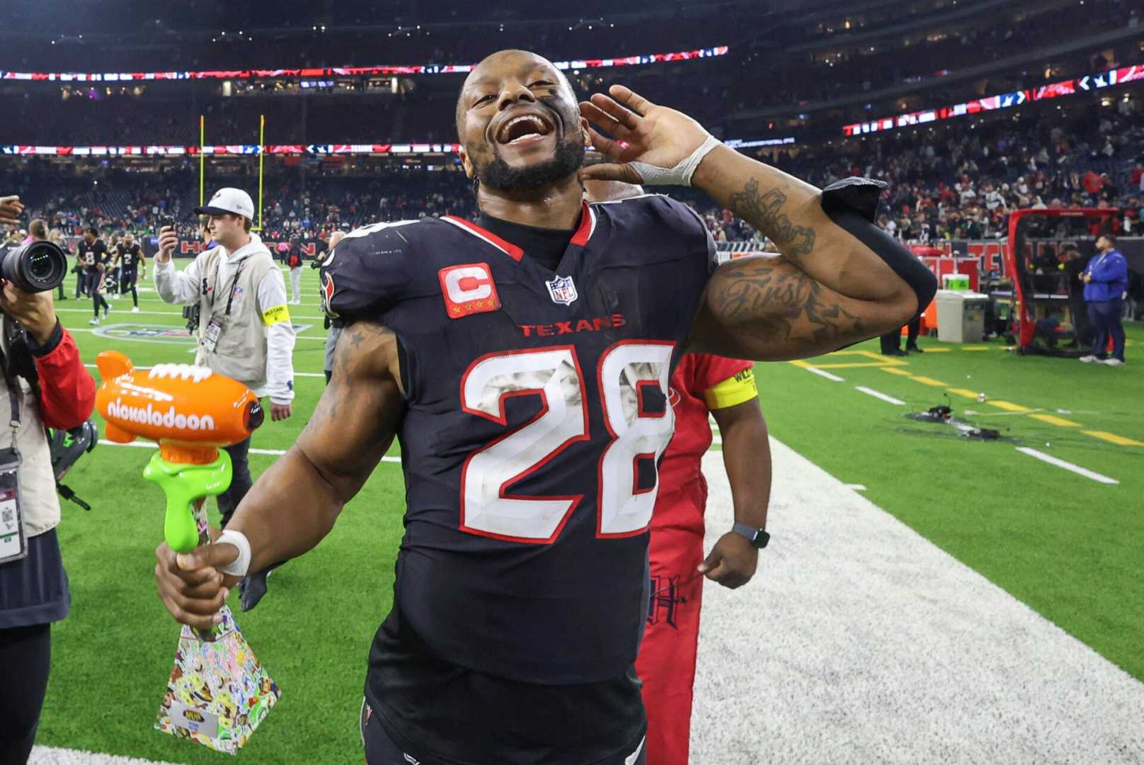Joe Mixon Running Back Injury Update