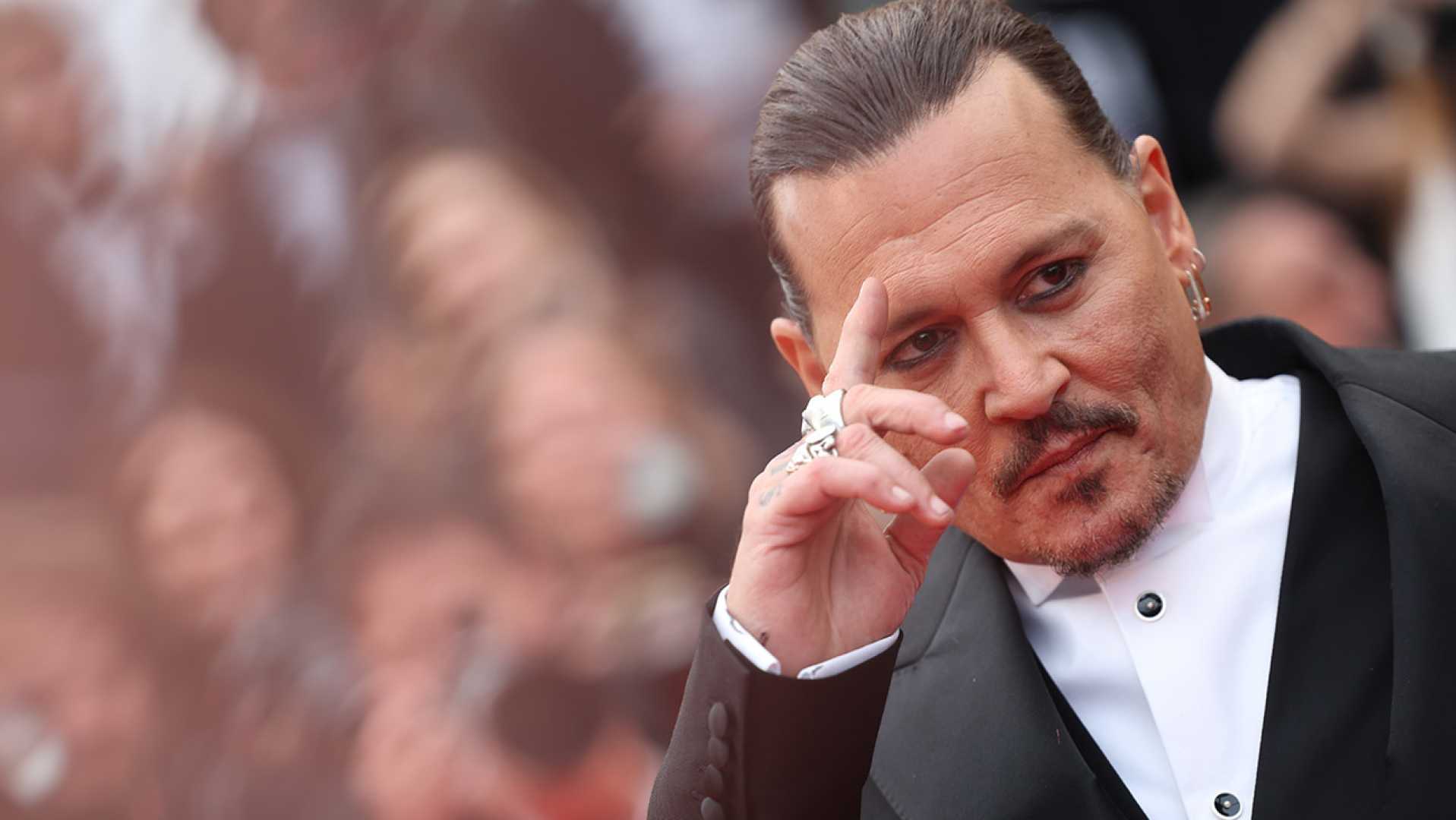 Johnny Depp Red Carpet Controversy