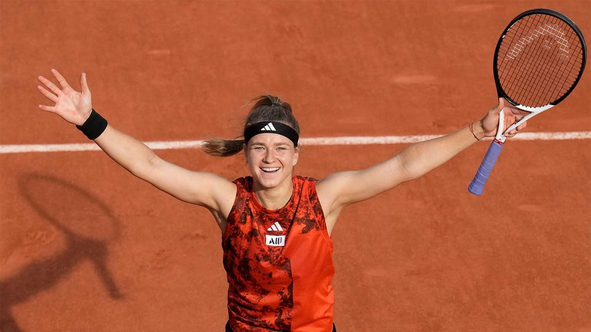 Karolina Muchova Tennis Match