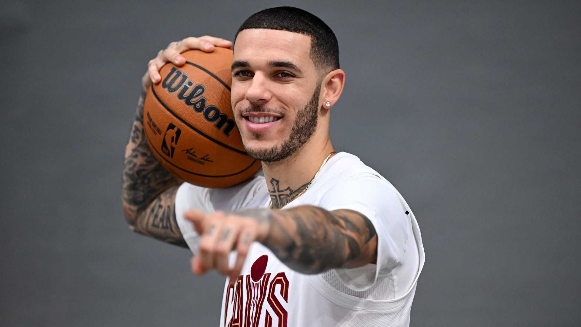 Lonzo Ball Basketball Cleveland Cavaliers
