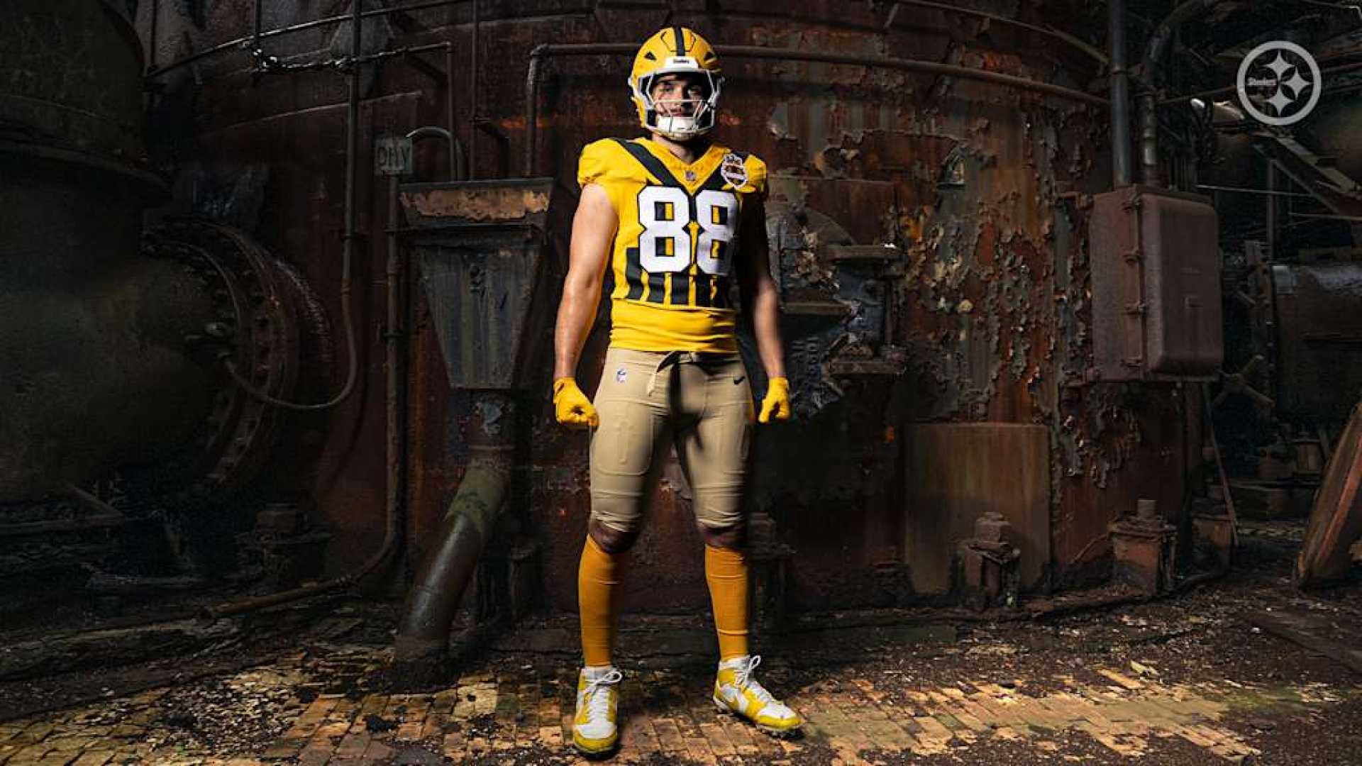Packers Steelers Throwback Uniforms