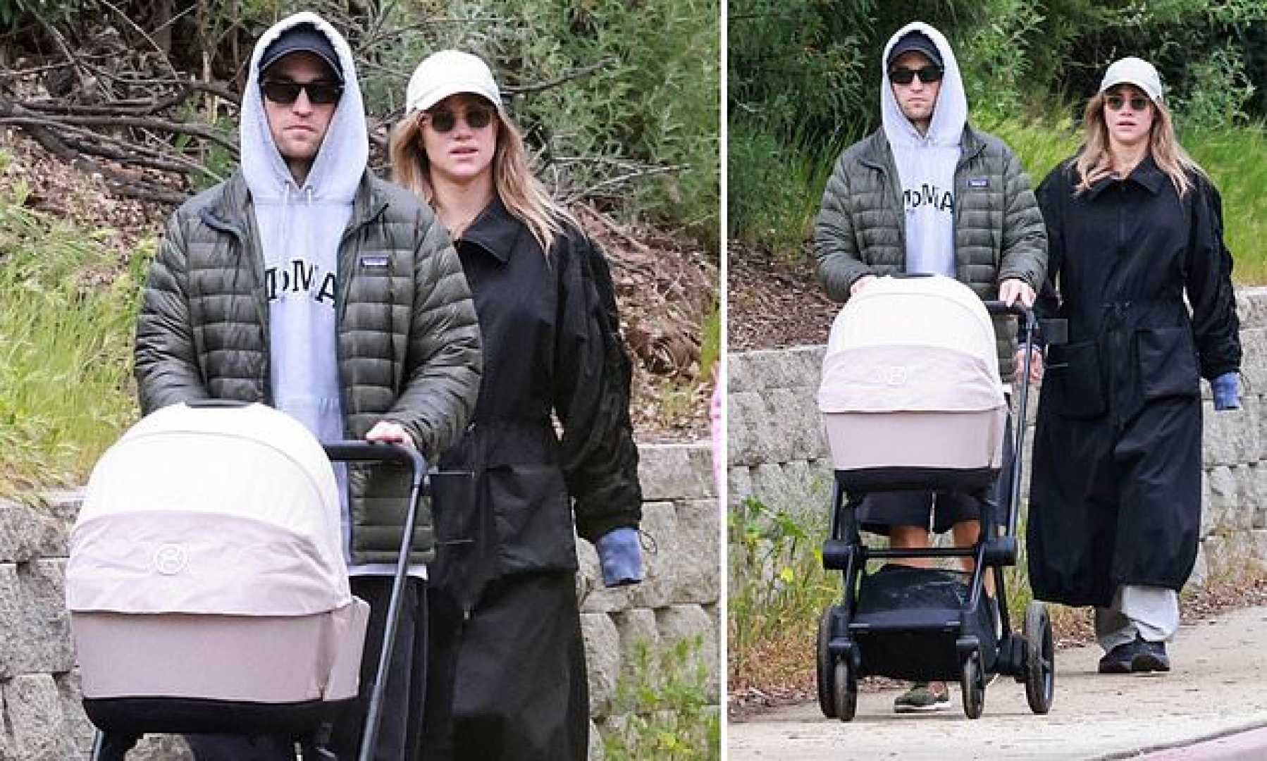 Robert Pattinson Suki Waterhouse Baby Girl