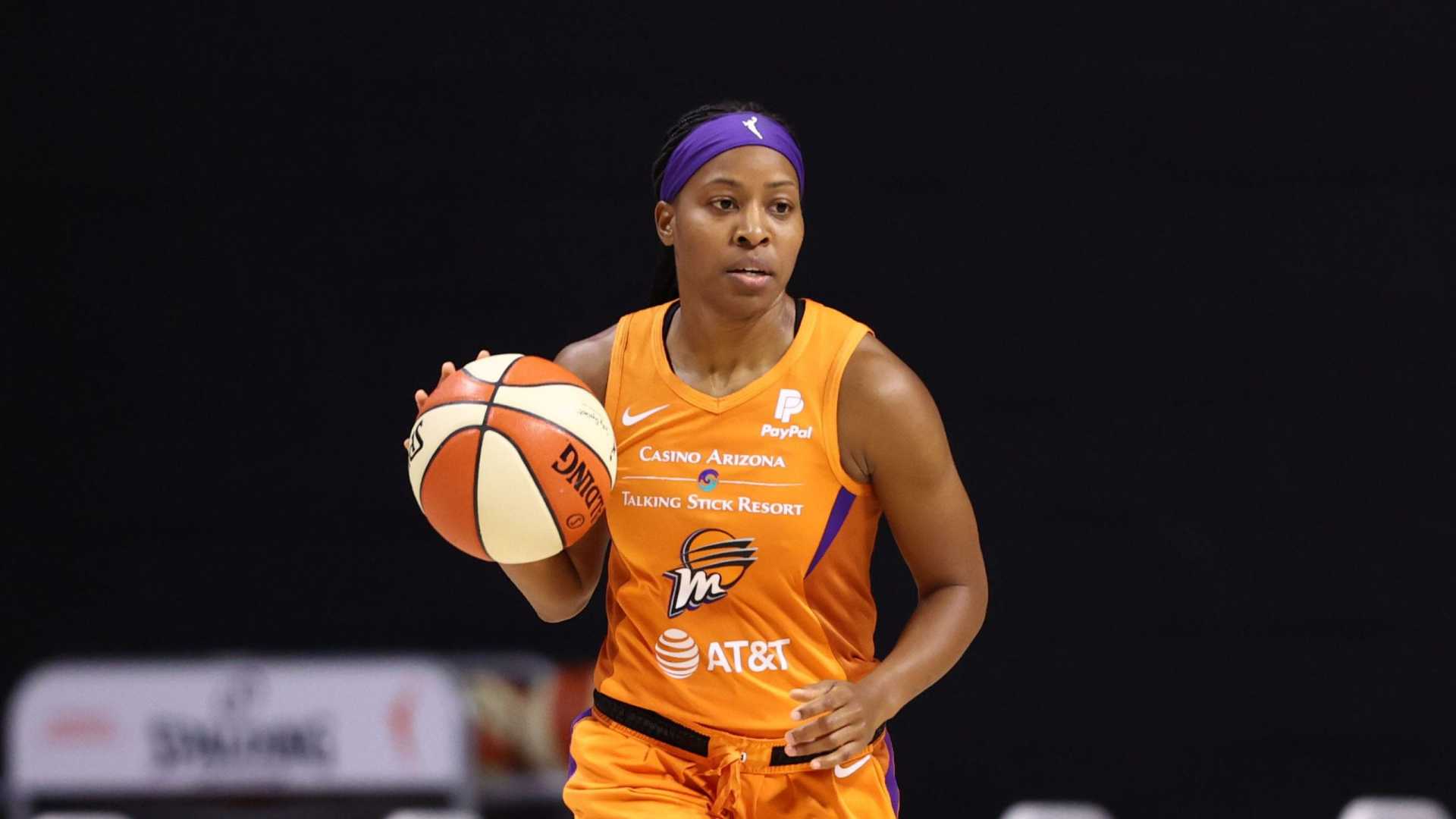 Shey Peddy Basketball Game