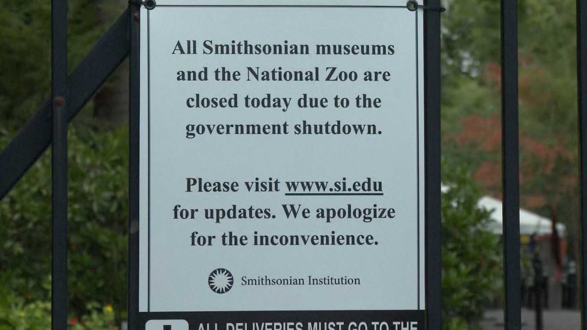 Smithsonian National Zoo Closure October 2025