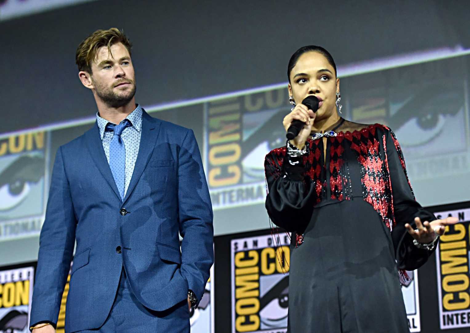 Tessa Thompson Chris Hemsworth Chemistry