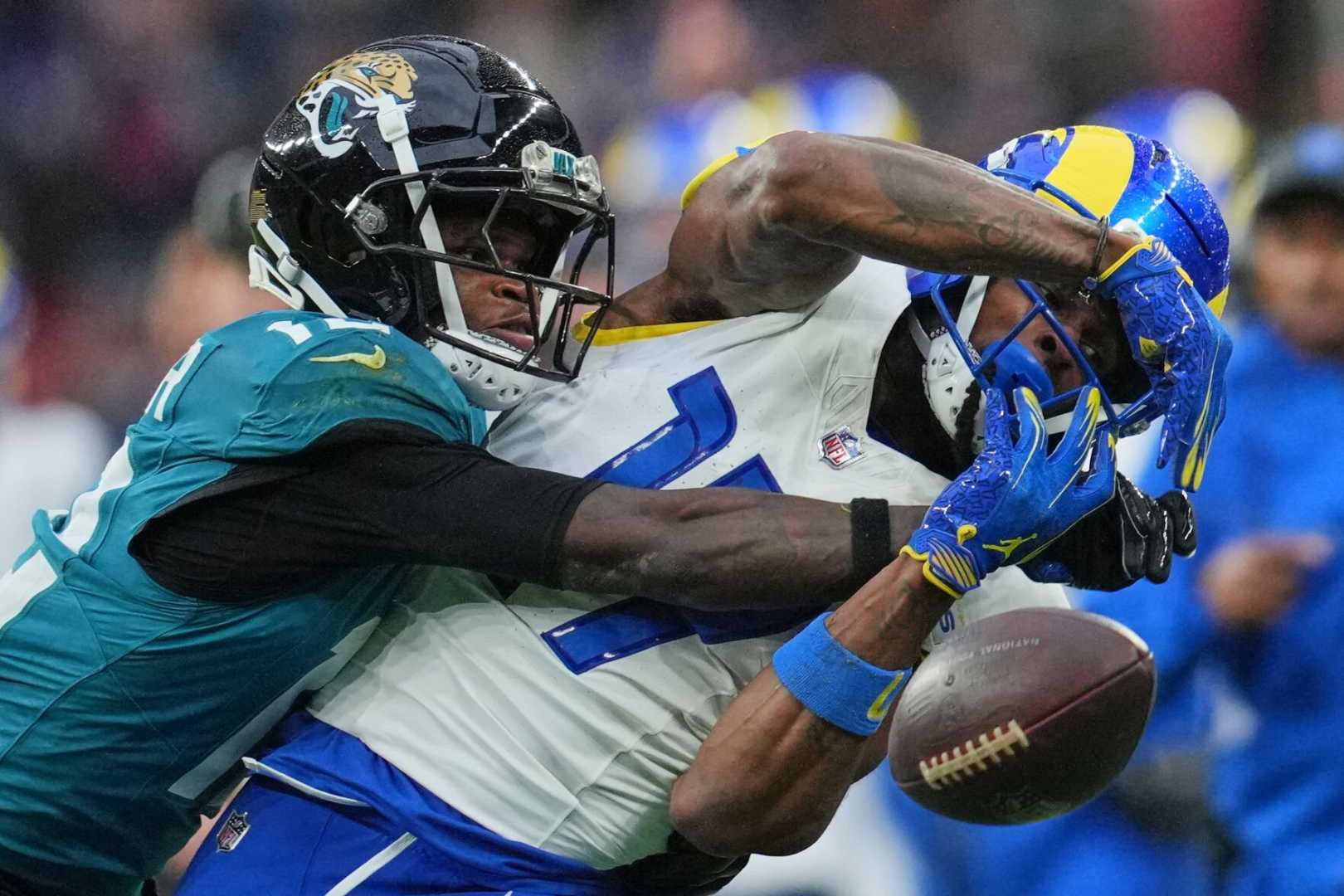 Travis Hunter Knee Injury Jacksonville Jaguars