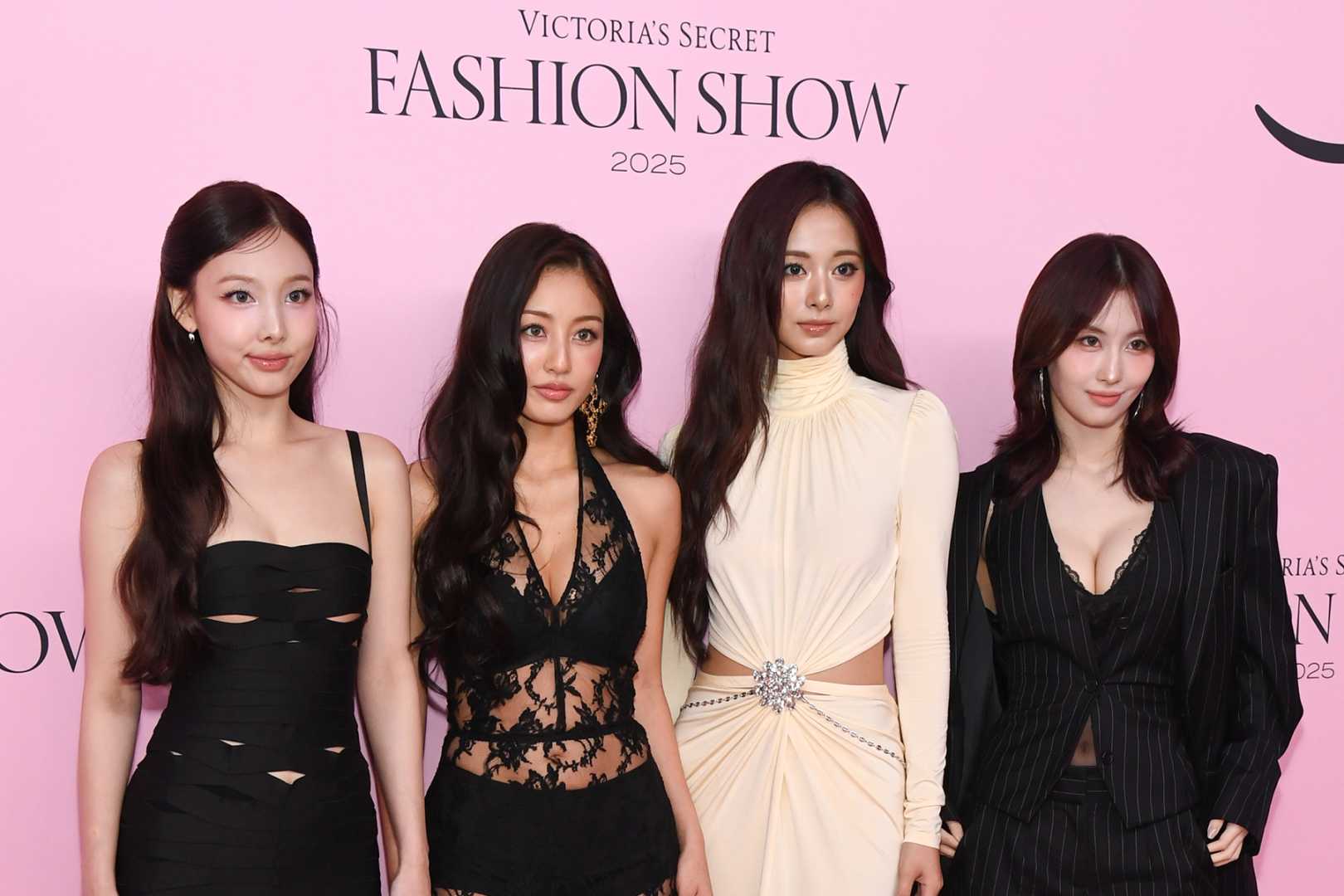 Twice K Pop Performance Victoria's Secret Fashion Show